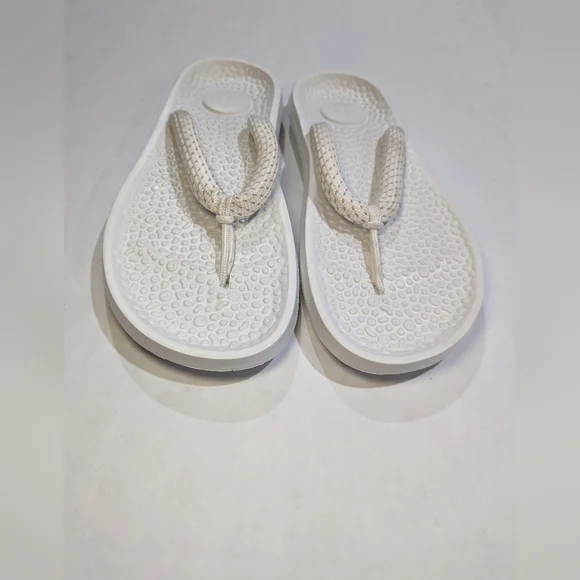 ALLBIRDS Sandals White Blizzard Sugar Zeffers Flip Flops Women's Size US 9.5 EUC - Picture 6 of 13